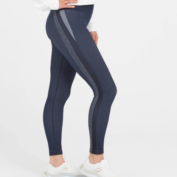 SPANX Pants - Spanx Active Seamless Track Stripe Leggings S/P
